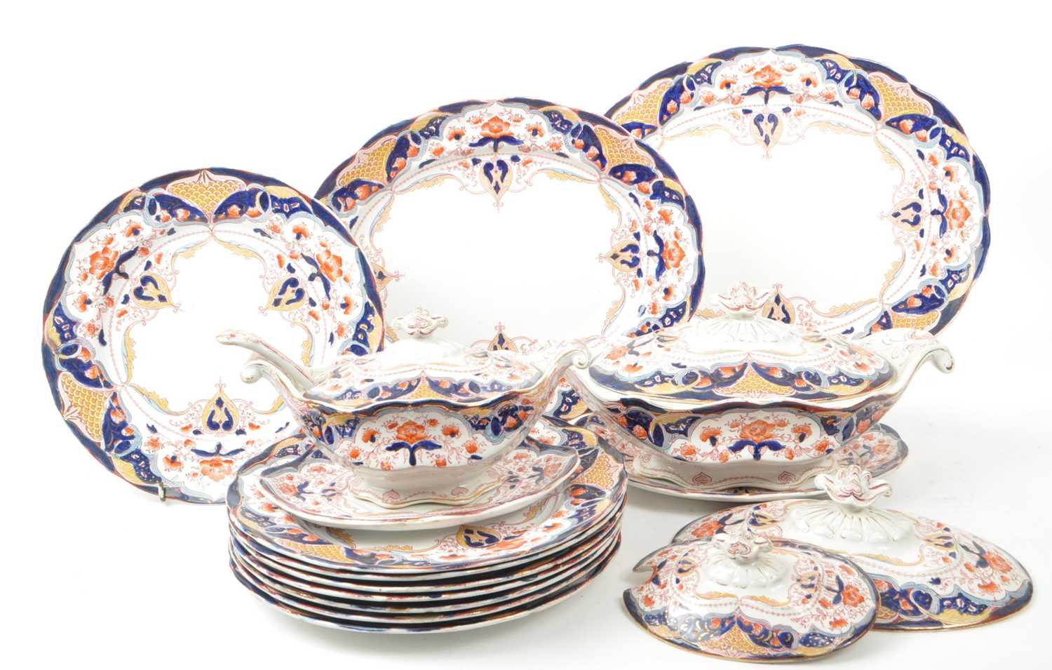 Lot 2 - WELBECK - J.H.W & SONS - 20TH CENTURY SEMI-PORCELAIN DINNER SERVICE