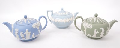 Lot 3 - WEDGWOOD - COLLECTION OF THREE 20TH CENTURY CERAMIC TEAPOTS