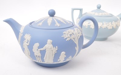 Lot 3 - WEDGWOOD - COLLECTION OF THREE 20TH CENTURY CERAMIC TEAPOTS