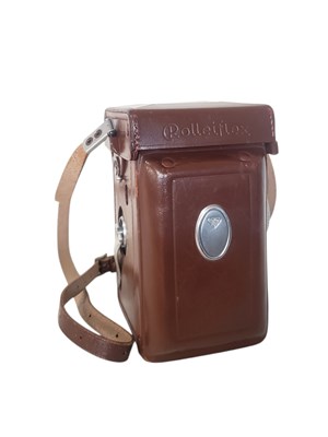 Lot 449 - ROLLEI, GERMANY - VINTAGE ROLLEIFLEX T TLR CAMERA
