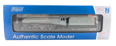 Lot 239 - MODEL RAILWAY - BOXED DAPOL N GAUGE LOCOMOTIVE - 'SILVER LINK'