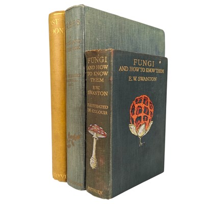 Lot 126 - SELECTION OF THREE PROFUSELY ILLUSTRATED BOOKS ON NATURE, TREES, FUNGI AND LONDON ETC