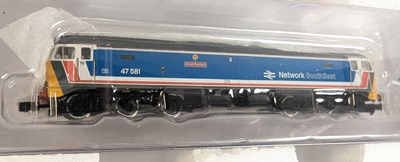 Lot 11 - MODEL RAILWAY - GRAHAM FARISH N GAUGE CAPITAL CONNECTION TRAIN PACK