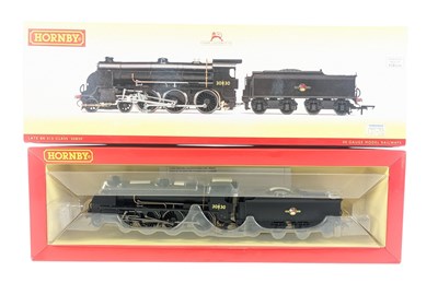 Lot 256 - MODEL RAILWAY - HORNBY OO GAUGE S15 CLASS LOCOMOTIVE