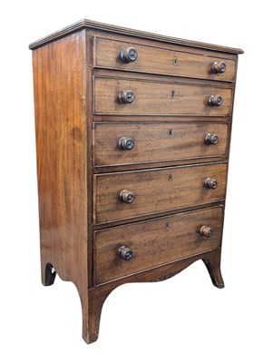 Lot 902 - 19TH CENTURY GEORGE III BACHELORS MAHOGANY CHEST OF DRAWERS