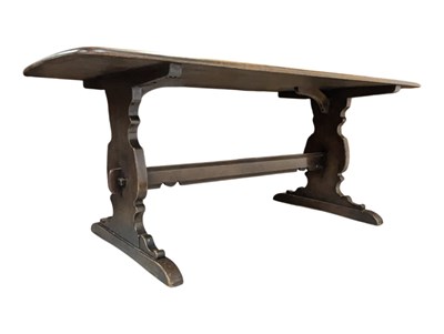 Lot 586 - ERCOL FURNITURE - 20TH CENTURY ERCOL OLD COLONIAL DINING TABLE