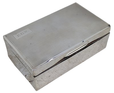 Lot 52 - EARLY 20TH CENTURY GEORGE V HALLMARKED SILVER CIGARETTE CASE