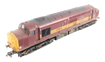 Lot 329 - MODEL RAILWAY - BACHMAN OO GAUGE ENGLISH CHINA CLAYS LOCOMOTIVE