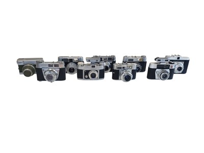 Lot 457 - COLLECTION OF VINTAGE GERMAN VIEWFINDER / RANGEFINDER CAMERAS
