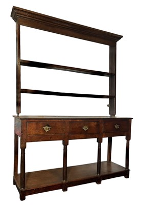 Lot 271 - 18TH CENTURY OAK DRESSER BASE & LATER GALLERY BACK