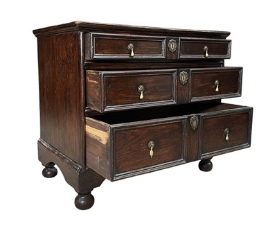 Lot 274 - 17TH CENTURY COMMONWEALTH OAK BLOCK FRONT CHEST OF DRAWERS