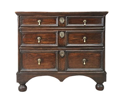 Lot 274 - 17TH CENTURY COMMONWEALTH OAK BLOCK FRONT CHEST OF DRAWERS