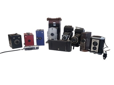 Lot 444a - COLLECTION OF VINTAGE 20TH CENTURY CAMERAS