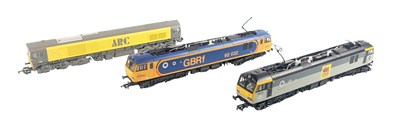 Lot 395 - MODEL RAILWAY - X3 HORNBY OO GAUGE LOCOMOTIVES