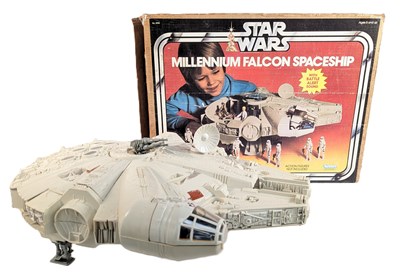 Lot 800 - STAR WARS - MILLENNIUM FALCON 'FIRST ISSUE' BOXED PLAYSET COMPLETE