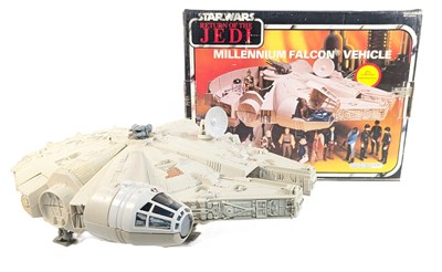 Lot 790 - STAR WARS - ORIGINAL MILLENNIUM FALCON VEHICLE PLAYSET 100% COMPLETE