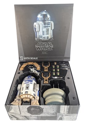 Lot 794 - STAR WARS - SIDESHOW 1/6TH SCALE R2-D2 FIGURE