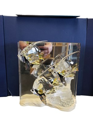 Lot 94 - SWAROVSKI - 21ST CENTURY WONDERS OF THE SEA SET OF THREE CRYSTAL GLASS FIGURES