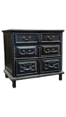Lot 882 - 17TH CENTURY JACOBEAN BLOCK FRONTED OAK CHEST OF DRAWERS