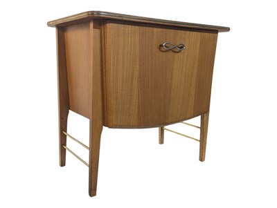 Lot 603 - BRITISH MODERN DESIGN - MID CENTURY TEAK VINYL CABINET