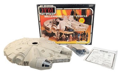 Lot 507 - STAR WARS - UNUSED MILLENNIUM FALCON PLAYSET 'LOFT FRESH'