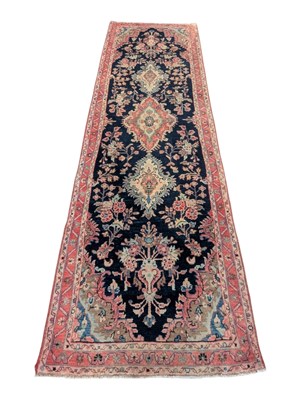 Lot 853 - VINTAGE NORTH WEST PERSIAN MAHAL CARPET FLOOR RUG