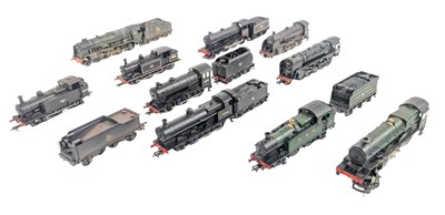 Lot 493 - MODEL RAILWAY - COLLECTION OF ASSORTED OO GAUGE LOCOMOTIVES