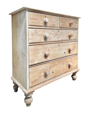 Lot 366 - VICTORIAN 19TH CENTURY PINE WOOD CHEST OF DRAWERS