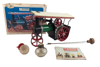 Lot 18 - MAMOD - VINTAGE MAMOD STEAM TRACTION ENGINE