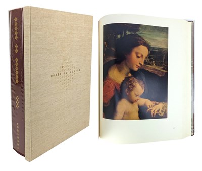 Lot 78 - KODANSHA - 1964 MUSEE DU LOUVRE, ILLUSTRATED THROUGHOUT WITH MOUNTED PLATES