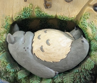 Lot 509 - STUDIO GHIBLI - RARE TOTORO'S BED TABLE CLOCK