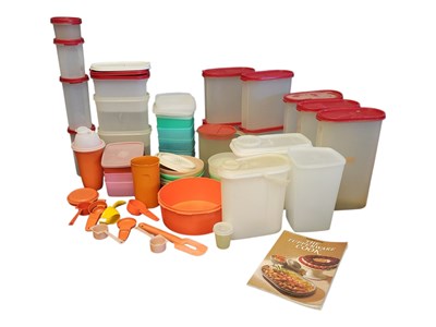 Lot 288 - LARGE COLLECTION OF VINTAGE ORIGINAL TUPPERWARE CONTAINERS