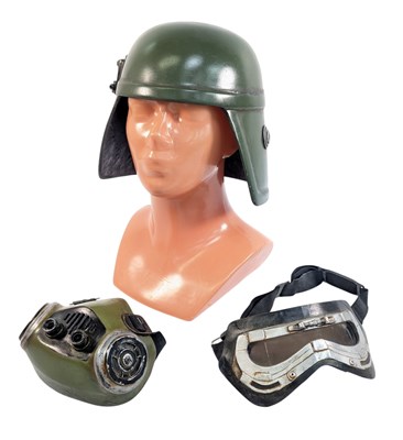 Lot 718 - STAR WARS - AT-ST DRIVER - 1/1 SCALE REPLICA HELMET