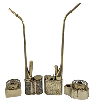 Lot 177 - TWO 19TH CHINESE SMOKING PIPES / OPIUM PIPES & TWO OIL LAMPS 白铜水烟瓶和灯