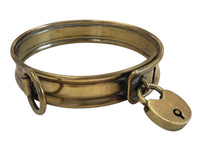 Lot 120 - LATE 19TH CENTURY VICTORIAN BRASS DOG COLLAR