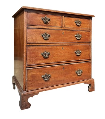 Lot 337 - GEORGE III 19TH CENTURY MAHOGANY BACHELOR CHEST OF DRAWERS