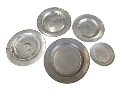 Lot 303 - A COLLECTION OF 18TH & 19TH CENTURY METAL PEWTER CHARGERS