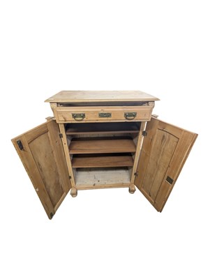 Lot 794 - 20TH CENTURY PINE FARMHOUSE KITCHEN LARDER CUBPOARD