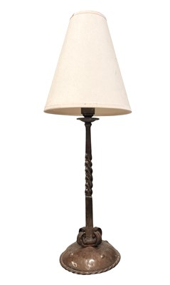 Lot 529 - EARLY 20TH CENTURY ARTS & CRAFTS COPPER TABLE LAMP