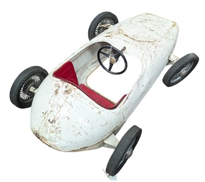 Lot 5 - PEDAL CAR - VINTAGE FRENCH DEVILLAINE BROTHERS TINPLATE PEDAL CAR