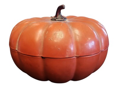 Lot 315 - EARLY 20TH CENTURY VINTAGE ORANGE PAINTED PLASTIC LIDDED PUMPKIN POT