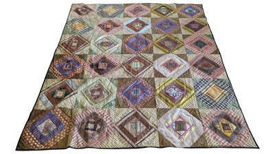 Lot 389 - VINTAGE 20TH CENTURY INDIAN HAND SEWN PATCHWORK WALL HANGING