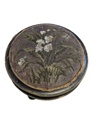 Lot 353 - 19TH CENTURY VICTORIAN BEADED NEEDLEWORK STOOL / SEAT