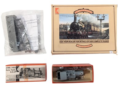 Lot 199 - MODEL KITS - COLLECTION OF ASSORTED MODEL KITS