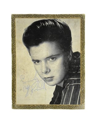 Lot 94 - MUSIC - 1960S CLIFF RICHARD & THE SHADOWS SIGNED PROGRAMME