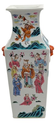 Lot 28 - CHINESE FAMILLE ROSE SQUARE POLYCHROME PORCELAIN VASE 道光款 粉彩人物四方瓶