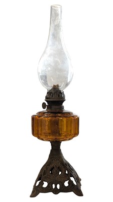 Lot 338 - 19TH CENTURY VICTORIAN OIL LAMP