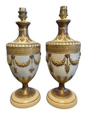 Lot 113 - PAIR OF MEISSEN / DRESDEN MANNER PORCELAIN TABLE LAMPS