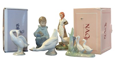 Lot 105 - COLLECTION NAO & ROYAL COPENHAGEN FIGURINES