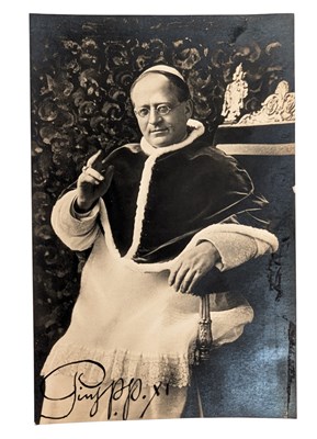 Lot 47 - RELIGION - POPE PIUS XI (D.1939) - AUTOGRAPHED POSTCARD